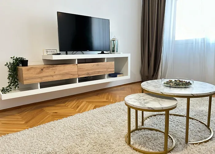 Apartment Parliament Bukarest